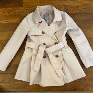 Adorable pale pink spring/fall trench coat. NWOT